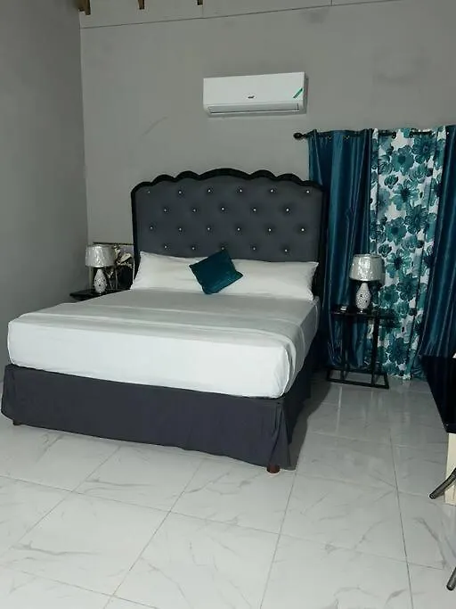 Oak Villa Montego Bay2 King Room Jamaica